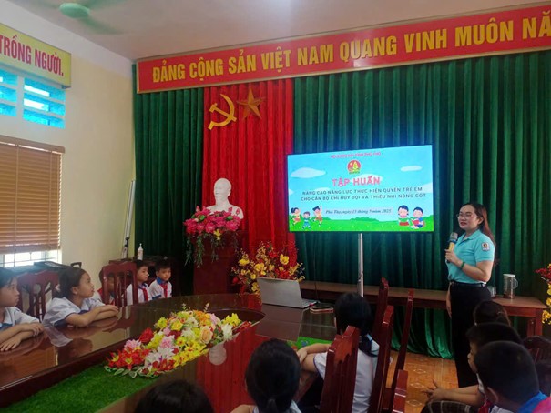 Tổ chức tập huấn nâng cao năng lực thực hiện quyền trẻ em cho cán bộ chỉ huy Đội và thiếu nhi nòng cốt