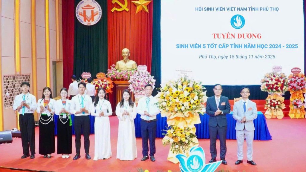 HỘI SINH VIÊN TỈNH PHÚ THỌ: TỔ CHỨC LỄ TUYÊN DƯƠNG “SINH VIÊN 5 TỐT” CẤP TỈNH NĂM HỌC 2024 – 2025